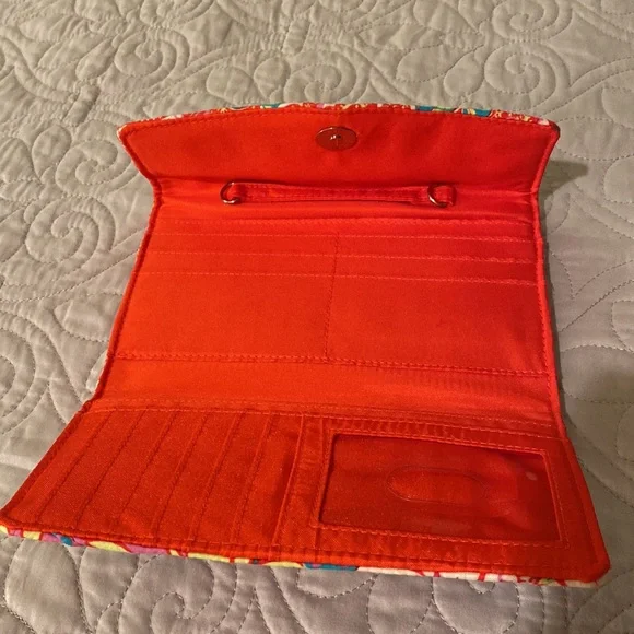 Paisley in Paradise wallet with shoulder strap by Vera Bradley. Like new! - Picture 4 of 7